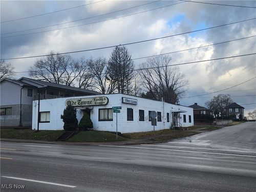 1953 Maple Ave, Zanesville, OH, 43701-2237 | Card Image