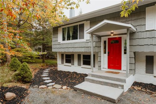576 Red Hill Knolls Rd, Grahamsville, NY, 12740-5918 | Card Image