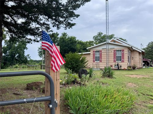 3695 No Man Rd, Healdton, OK, 73438-6042 | Card Image