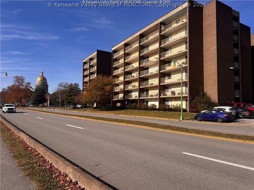 412-2106 Kanawha Blvd E, Charleston, WV, 25311-2251 | Card Image