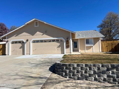 1355 Whooping Crane Dr, Sparks, NV, 89441-7846 | Card Image
