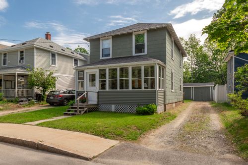 122 Ledgelawn Ave, Bar Harbor, ME, 04609-1318 | Card Image