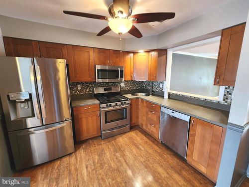 163 Leedom Way, NEWTOWN, PA, 18940-2330 | Card Image