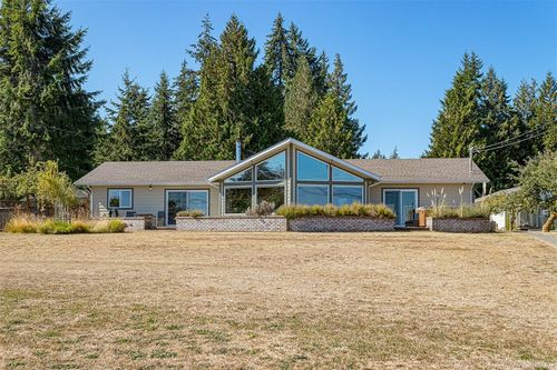6780 Island Hwy W, Bowser, BC, V0R1G0 | Card Image