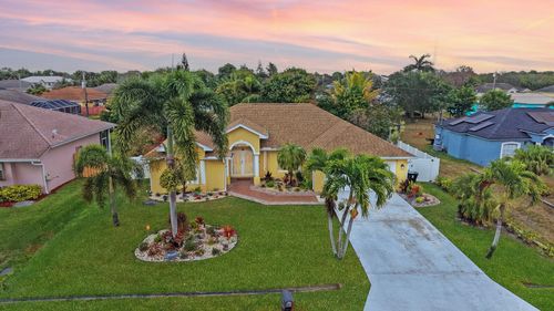 3941 Sw Kabane St, Port St. Lucie, FL, 34953-3669 | Card Image