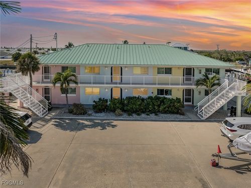 104-3211 Stringfellow Rd, St. James City, FL, 33956-2375 | Card Image