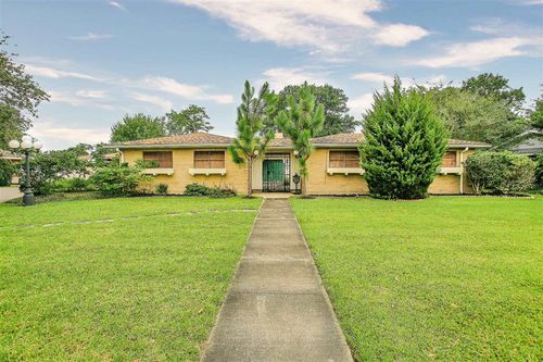 508 University Dr, Lake Charles, LA, 70605-5632 | Card Image