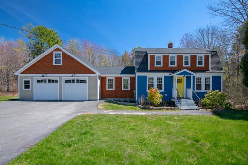 275 Middle Road, Falmouth, ME, 04105 | Card Image