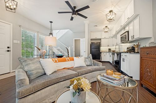 b01-5757 Martel Avenue, Dallas, TX, 75206 | Card Image
