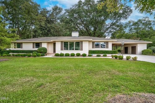 509 W Nash St, Elm City, NC, 27822-9230 | Card Image