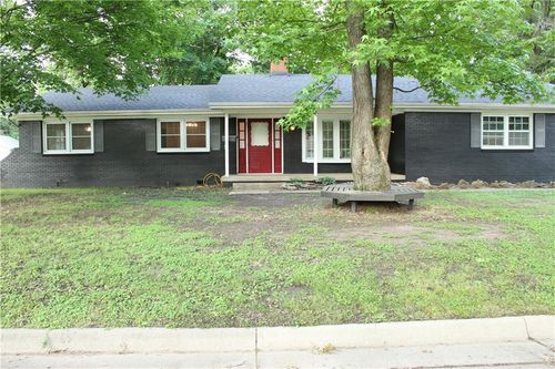 100 N Lincoln St, Erie, KS, 66733-1234 | Card Image