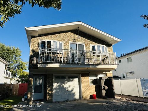 2-79 Longdale St, Staten Island, NY, 10314-7216 | Card Image
