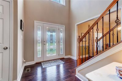 10025 Meadow Woods Lane, House other with 4 bedrooms, 3 bathrooms and null parking in Dayton OH | Image 2