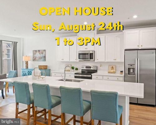 613 Percy Pl, MANASSAS PARK, VA, 20111-2703 | Card Image