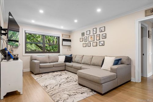 223-80 156th Ave, Howard Beach, NY, 11414-2305 | Card Image