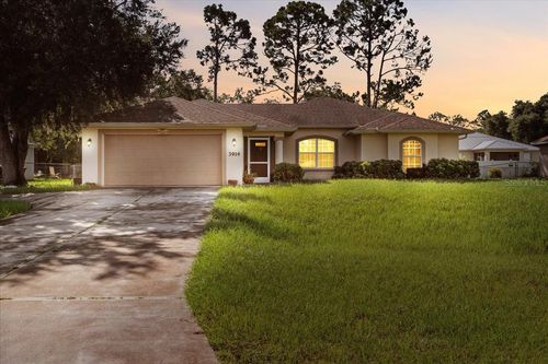 3914 S Chamberlain Blvd, North Port, FL, 34286-7613 | Card Image