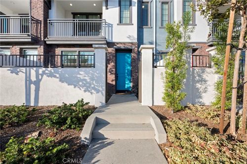 8887 Orangethorpe Ave, Buena Park, CA, 90621-1178 | Card Image