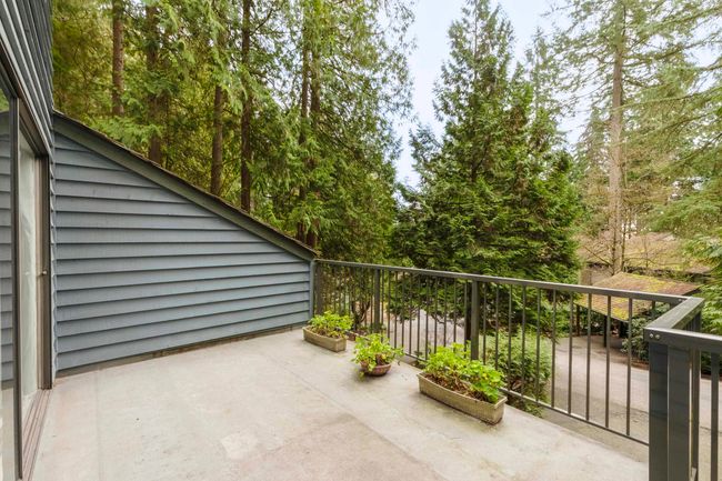 856 Frederick Rd, Townhouse with 4 bedrooms, 3 bathrooms and 2 parking in North Vancouver BC | Image 23