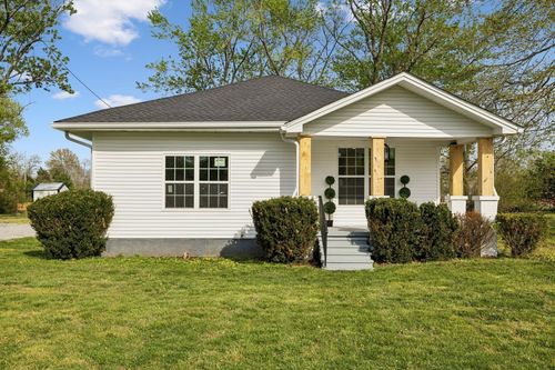 313 Portland Blvd, Portland, TN, 37148-1223 | Card Image