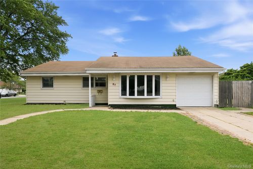 67 E End Ave, Hicksville, NY, 11801-2249 | Card Image