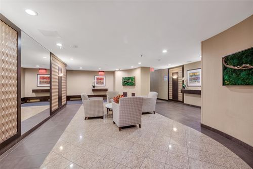 apt-1r-5 Schenck Ave, Great Neck, NY, 11021-3603 | Card Image