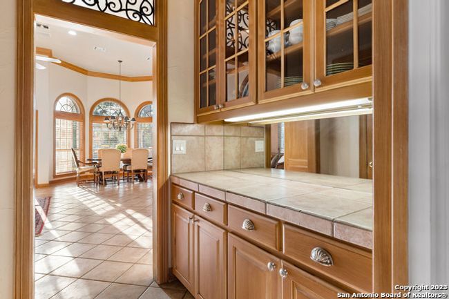 8040 Rolling Acres Trail, House other with 4 bedrooms, 3 bathrooms and null parking in Fair Oaks Ranch TX | Image 19