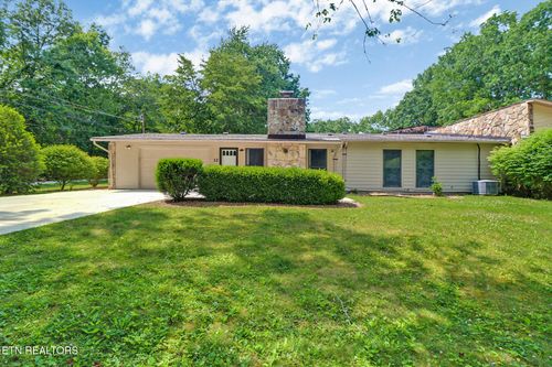 12 Lake Forest Ln, Crossville, TN, 38558-8833 | Card Image