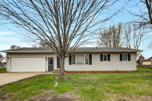 430 1st St Sw, Richmond, MN, 56368-8242 | Card Image