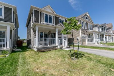 7 Sandhill Crane Dr, House other with 3 bedrooms, 3 bathrooms and 3 parking in Wasaga Beach ON | Image 3