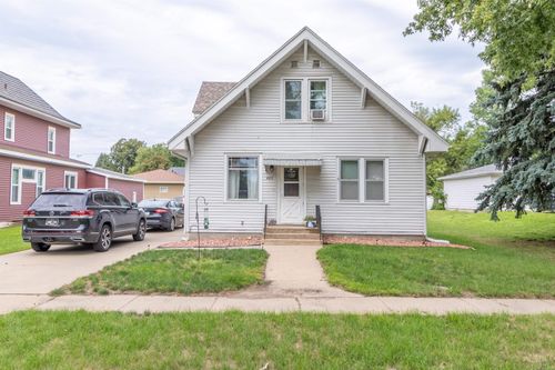 405 Alderson St, Sloan, IA, 51055-7718 | Card Image