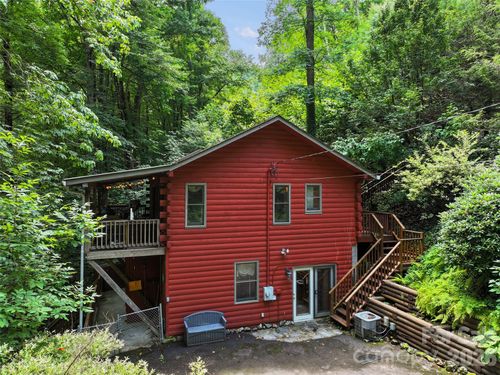 976 Wildcat Run, Maggie Valley, NC, 28751-6614 | Card Image