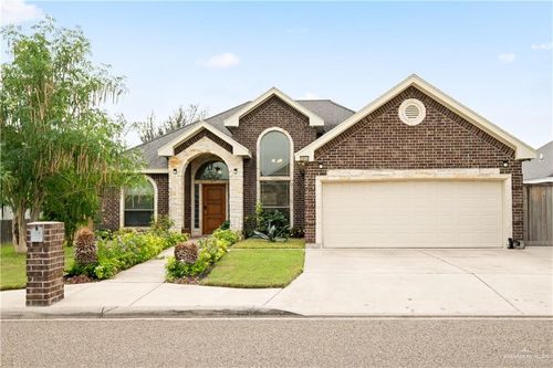 1013 W E St, Mission, TX, 78572-6179 | Card Image