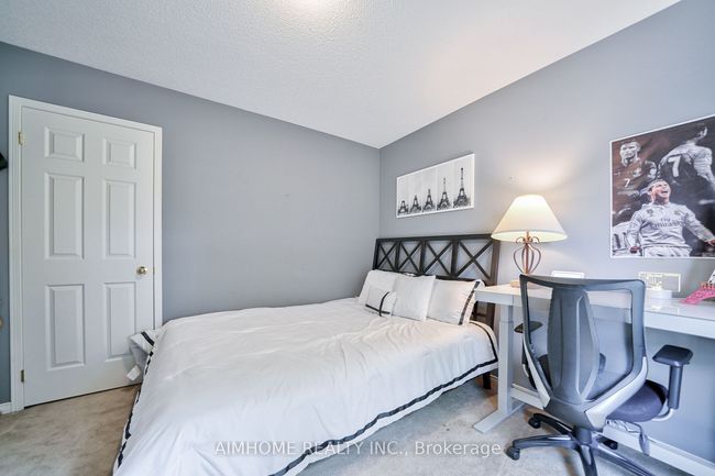 9 - 2189 Postmaster Dr, Condo with 3 bedrooms, 3 bathrooms and 2 parking in Oakville ON | Image 33