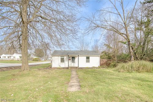 3665 Marcella Ave, Stow, OH, 44224-4118 | Card Image