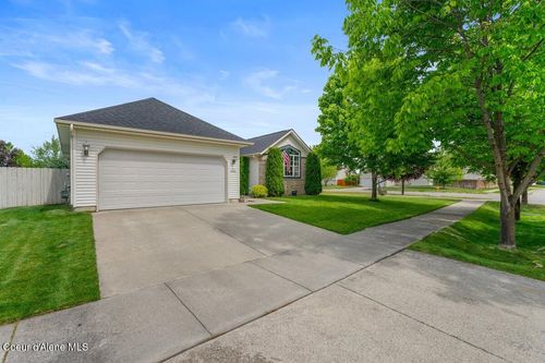 2777 W Apperson Dr, Coeur D Alene, ID, 83815-9824 | Card Image