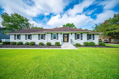 2943 Doncaster Dr, Charleston, SC, 29414-6723 | Card Image