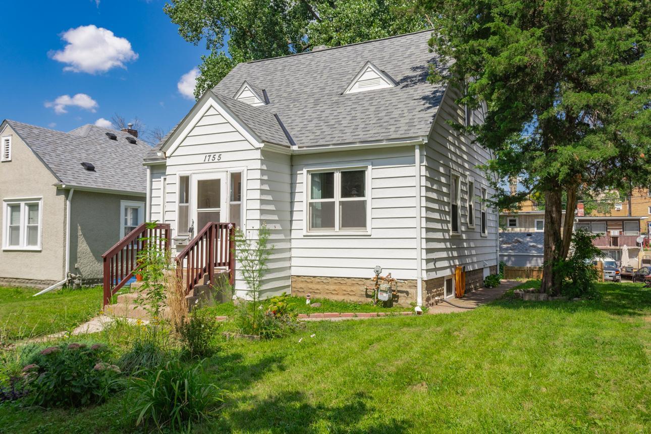 York Ave, Saint Paul, MN 55106