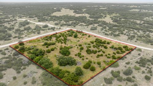 1031 Highland Dr, Glen Rose, TX, 76043-6717 | Card Image