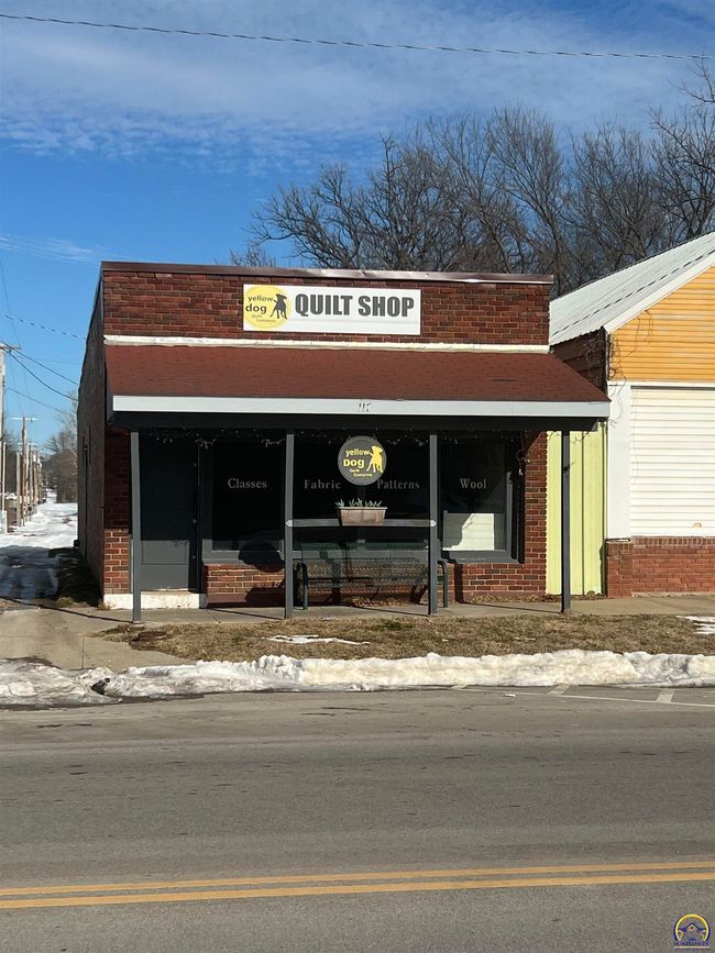 117 E Franklin St, Home with 0 bedrooms, 0 bathrooms and 3 parking in Pomona KS | Image 19