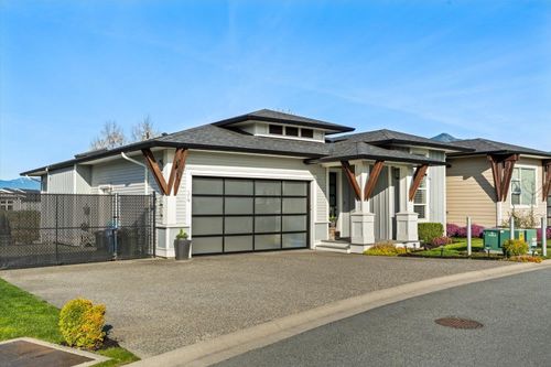 34-46213 Hak'Weles Rd, Chilliwack, BC, V4Z0C6 | Card Image