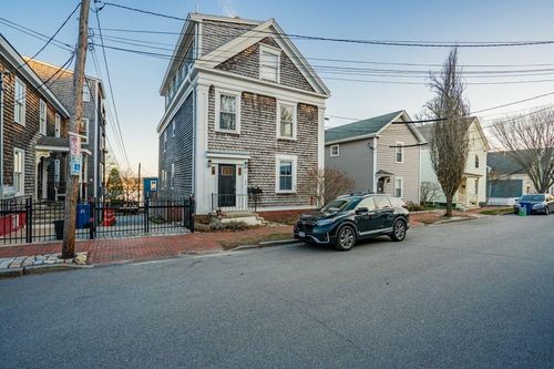 2-92 Salem Street, Portland, ME, 04102 | Card Image