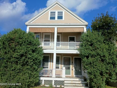 38 Harris Ave, Albany, NY, 12208-3017 | Card Image
