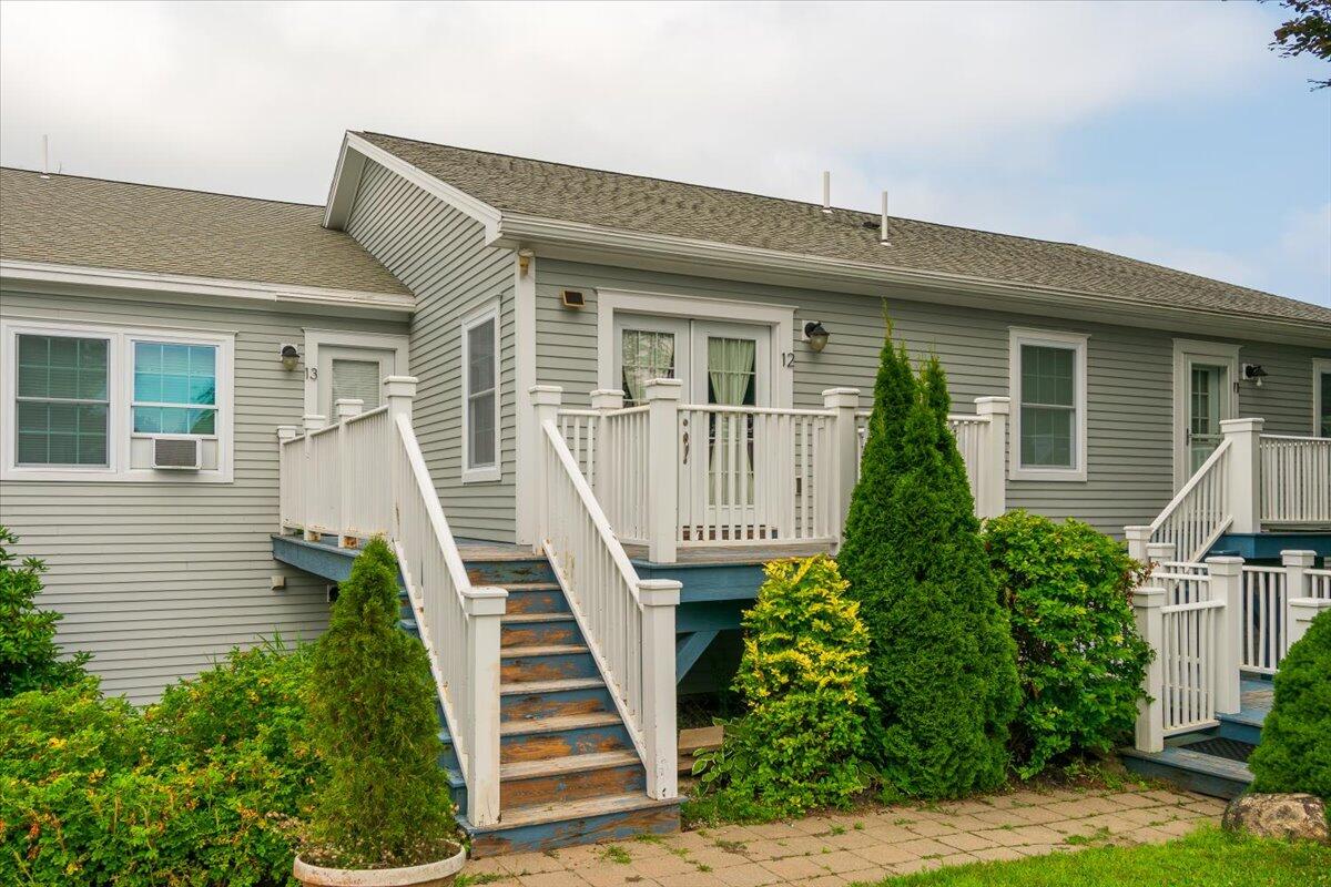 Hilltop Dr, Rockport, ME 04856