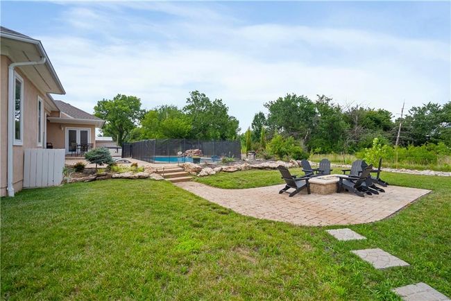 1702 Cedar Ridge Rd, House other with 4 bedrooms, 4 bathrooms and null parking in Parsons KS | Image 85