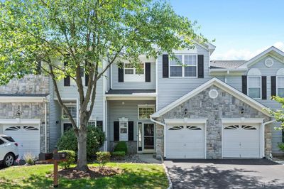 46 Capica Court, Townhouse with 2 bedrooms, 2 bathrooms and null parking in South Amboy NJ | Image 1