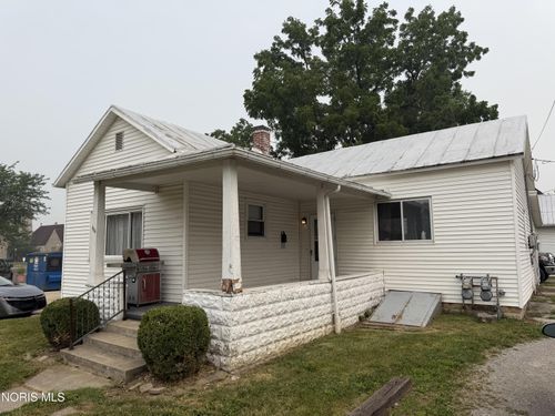 4 House College Rental Pk, Findlay, OH, 45840 | Card Image