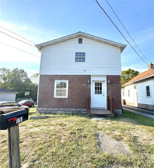 1761 Eastbrook Rd, New Castle, PA, 16101-2713 | Card Image