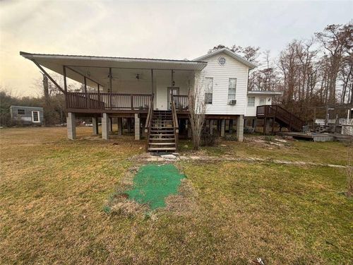 16721 Carthage Bluff Rd, Springfield, LA, 70462-6985 | Card Image