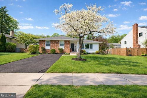 2143 Suburban Greens Dr, LUTHERVILLE TIMONIUM, MD, 21093-3331 | Card Image