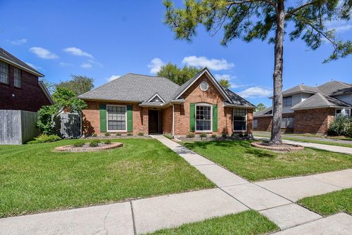 827 Knotty Elmwood Trail, Houston, TX, 77062 | Card Image